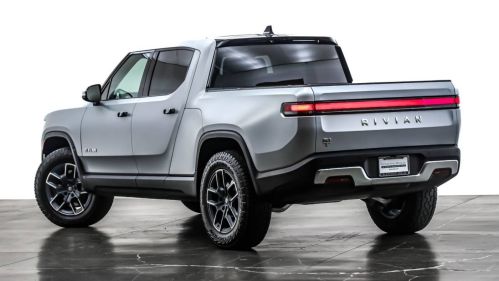 2024 Rivian R1T - Images - 12