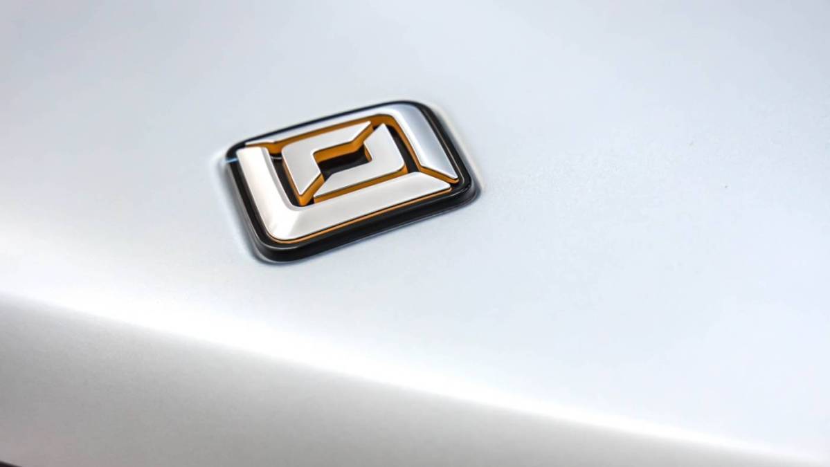 2024 Rivian R1T - Images - 13