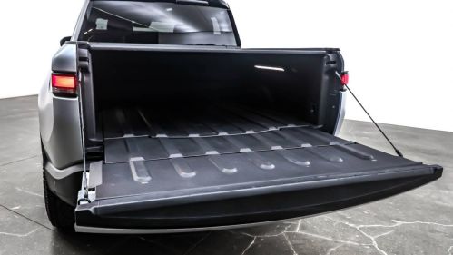 2024 Rivian R1T - Images - 22