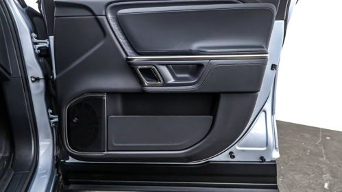 2024 Rivian R1T - Images - 23