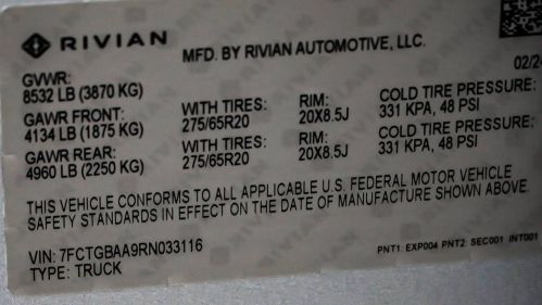 2024 Rivian R1T - Images - 24