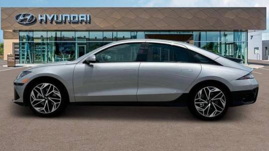 2025 Hyundai IONIQ 6 KMHM54AA0SA096139