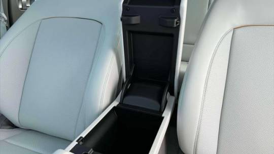 2025 Hyundai IONIQ 6 KMHM54AA0SA096139
