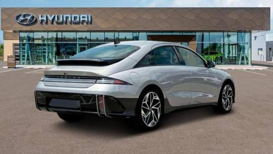 2025 Hyundai IONIQ 6 KMHM54AA0SA096139
