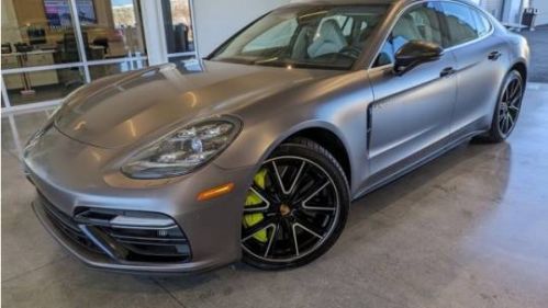 2018 Porsche Panamera - Images - 1