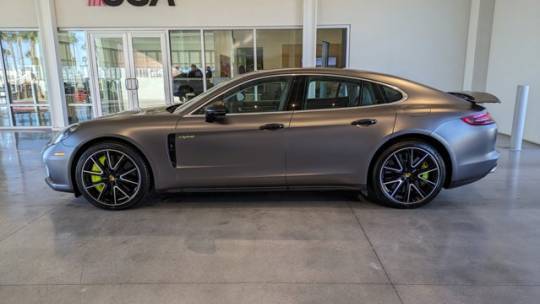 2018 Porsche Panamera - Images - 9