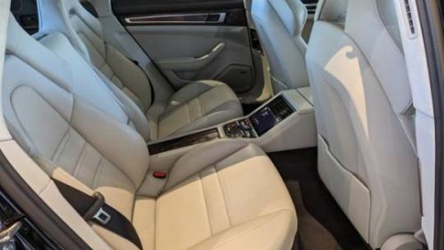 2018 Porsche Panamera - Images - 21