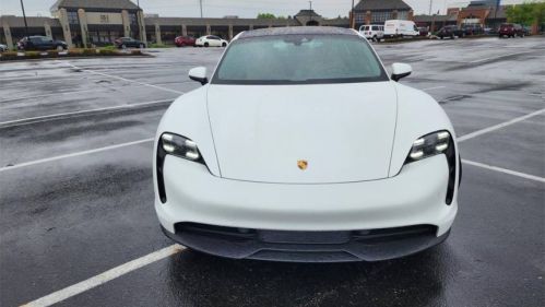 2021 Porsche Taycan - Images - 3