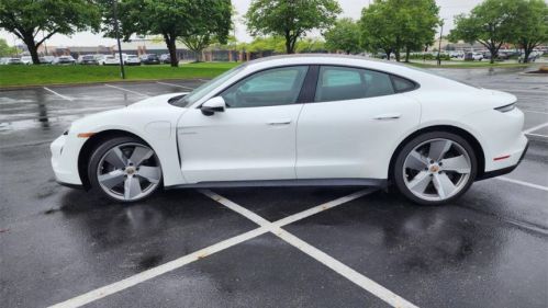 2021 Porsche Taycan - Images - 5