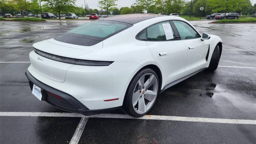 2021 Porsche Taycan - Images - 8