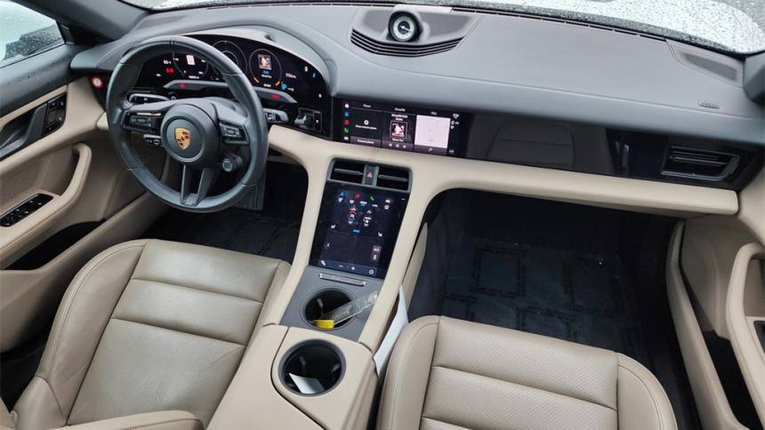 2021 Porsche Taycan - Images - 13