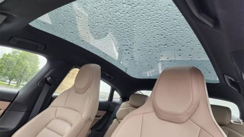 2021 Porsche Taycan - Images - 27