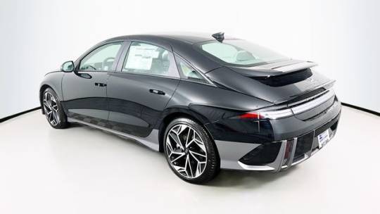 2025 Hyundai IONIQ 6 KMHM34AC9SA093781