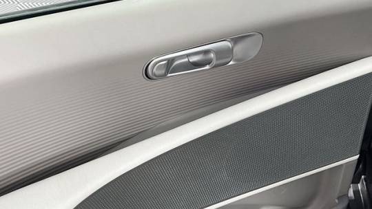 2025 Hyundai IONIQ 6 KMHM34AC9SA093781
