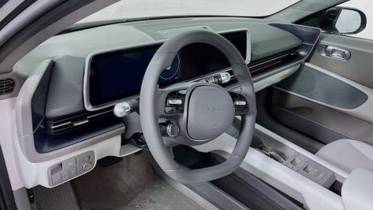 2025 Hyundai IONIQ 6 KMHM34AC9SA093781