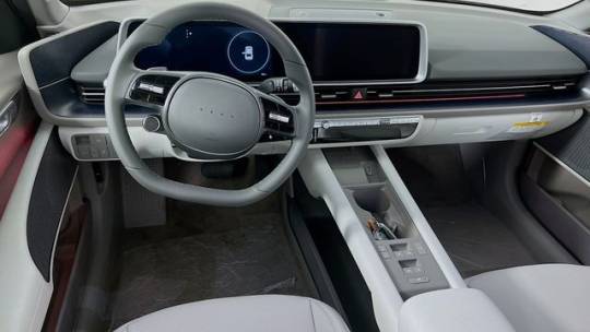 2025 Hyundai IONIQ 6 KMHM34AC9SA093781