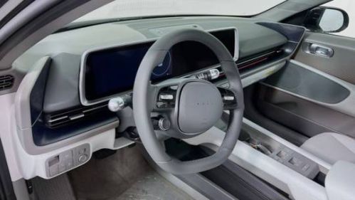 2025 Hyundai IONIQ 6 KMHM34AC9SA093781