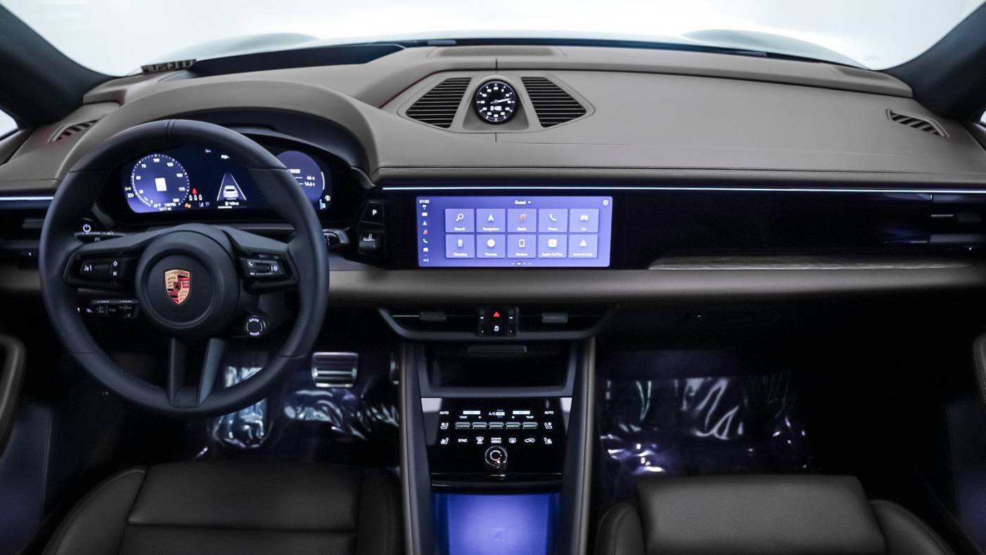 2025 Porsche Macan Electric WP1AB2XAXSL151661