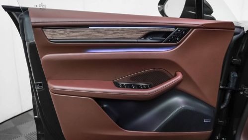 2025 Porsche Macan Electric WP1AB2XAXSL151661