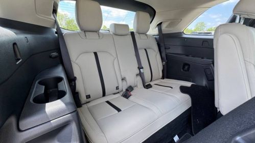 2024 Mazda CX-90 - Images - 25