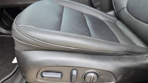 2023 Chevrolet Bolt - Images - 26