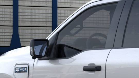2025 Ford F-150 Lightning 1FTVW3LK8SWG15530