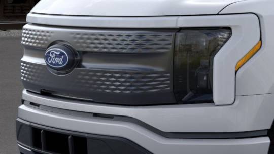 2025 Ford F-150 Lightning 1FTVW3LK8SWG15530