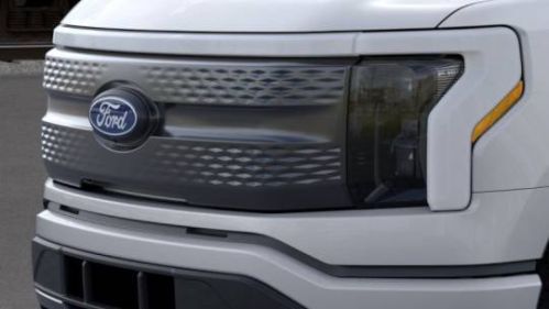 2025 Ford F-150 Lightning 1FTVW3LK8SWG15530