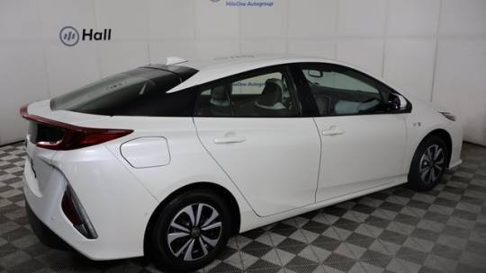 2019 Toyota Prius Prime - Images - 4