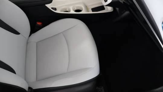 2019 Toyota Prius Prime - Images - 7
