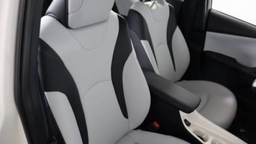 2019 Toyota Prius Prime - Images - 8