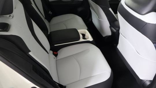 2019 Toyota Prius Prime - Images - 10