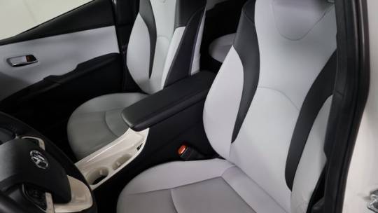 2019 Toyota Prius Prime - Images - 17