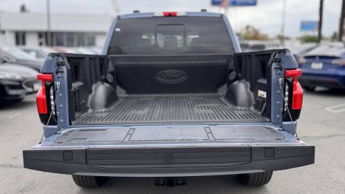 2023 Ford F-150 Lightning - Images - 10