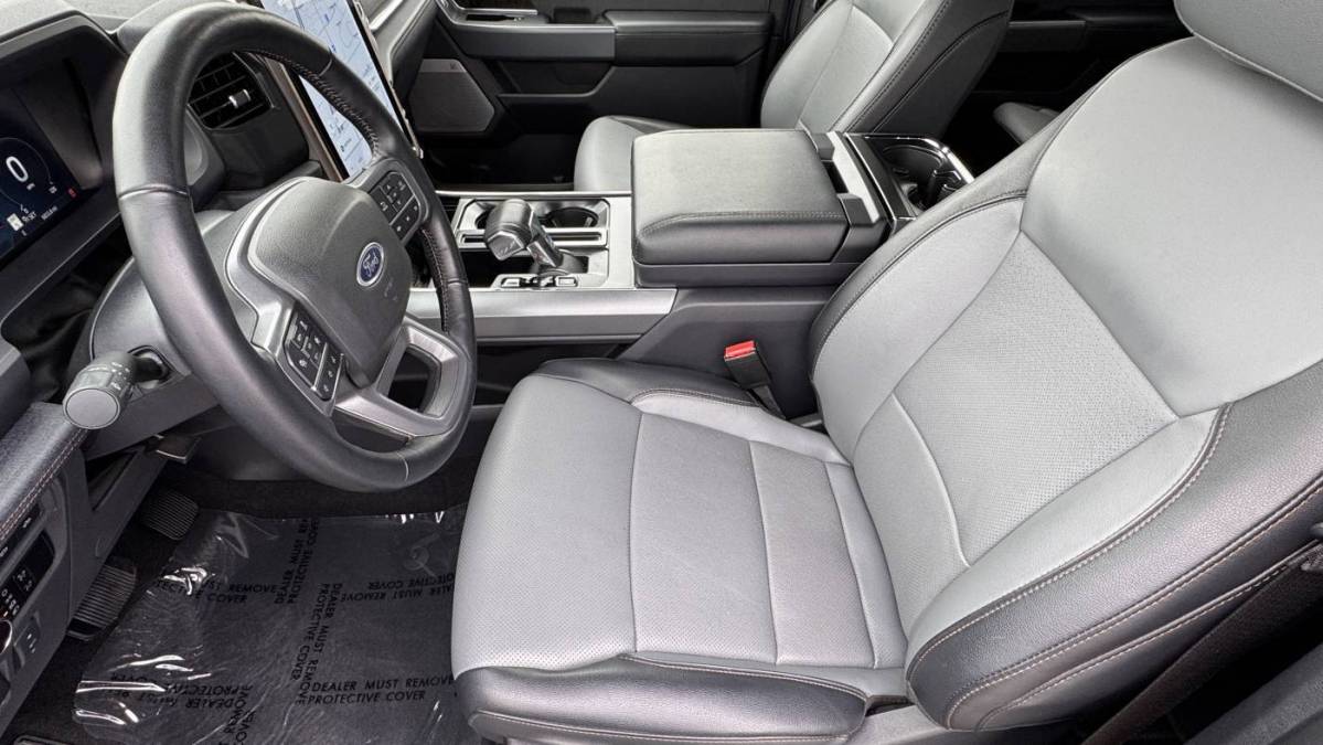 2023 Ford F-150 Lightning - Images - 12