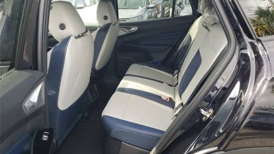 2025 Volkswagen ID.4 1V2WSPE8XSC004293