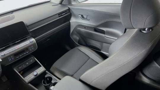 2025 Hyundai Kona Electric KM8HC3A62SU023558