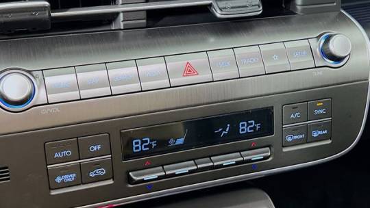 2025 Hyundai Kona Electric KM8HE3A60SU028493