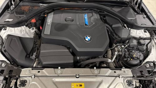 2024 BMW 3 Series - Images - 8