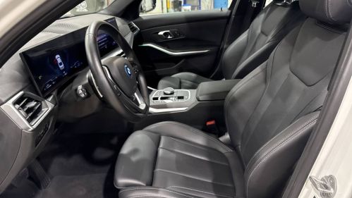 2024 BMW 3 Series - Images - 12