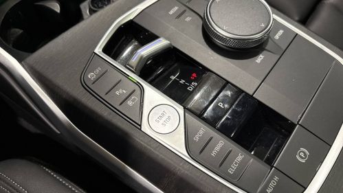 2024 BMW 3 Series - Images - 25
