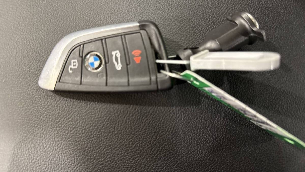 2024 BMW 3 Series - Images - 28
