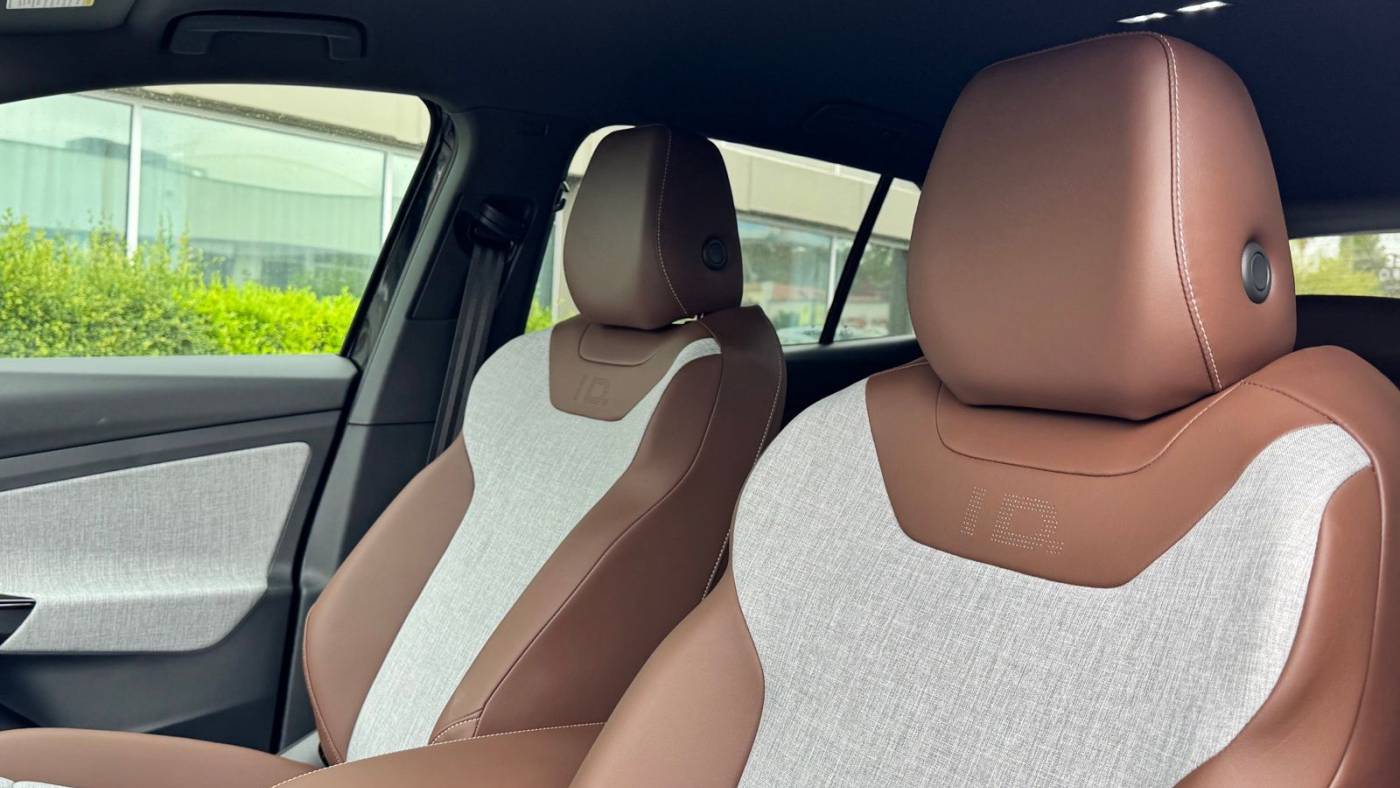 2025 Volkswagen ID.4 1V2CRPE85SC004930