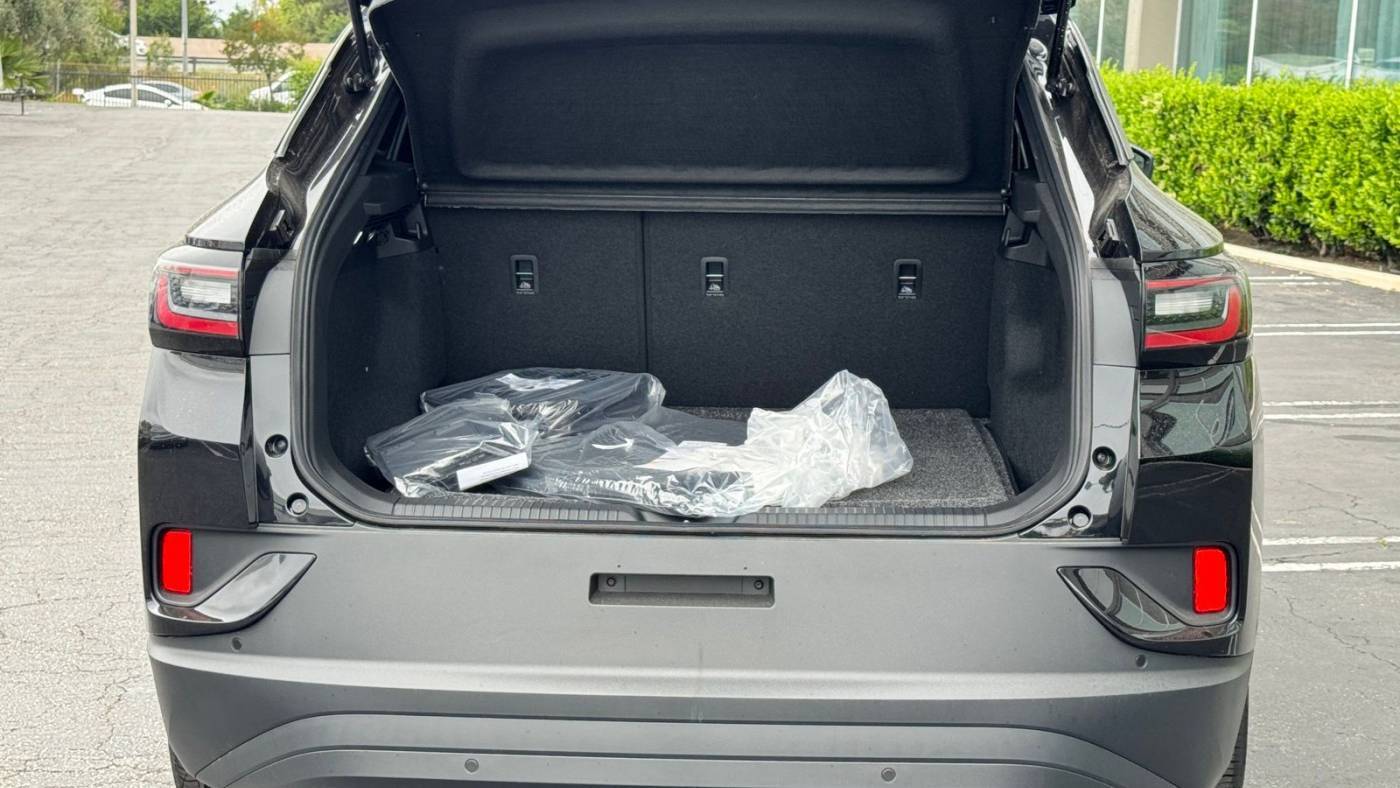 2025 Volkswagen ID.4 1V2CRPE85SC004930