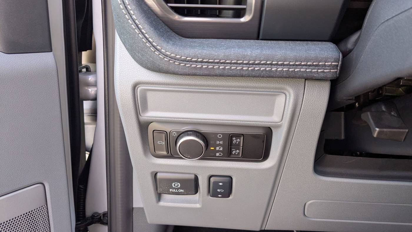 2025 Ford F-150 Lightning 1FTVW3LU0SWG10761