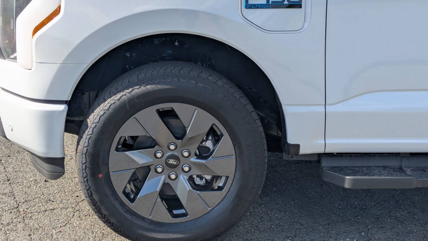 2025 Ford F-150 Lightning 1FTVW3LU0SWG10761
