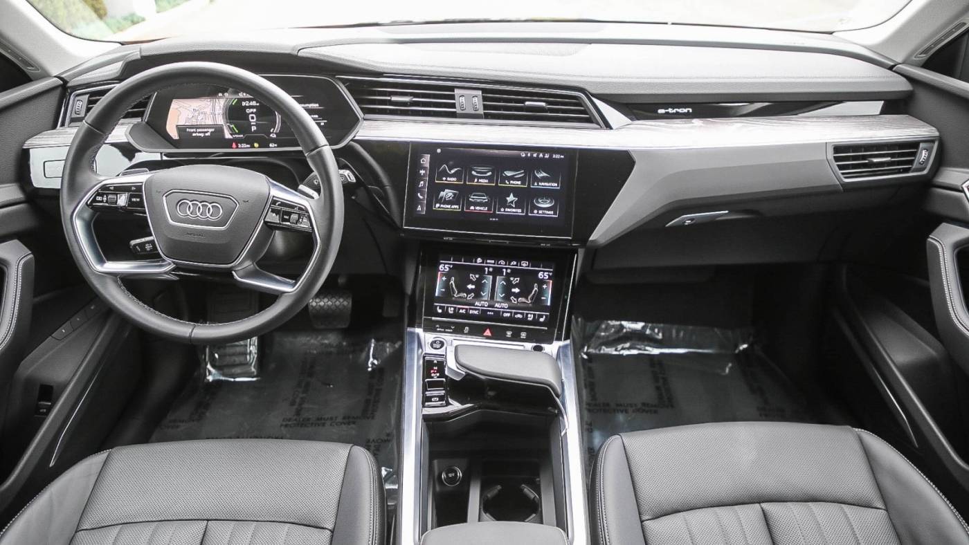 2024 Audi Q8 e-tron WA15AAGE9RB031981