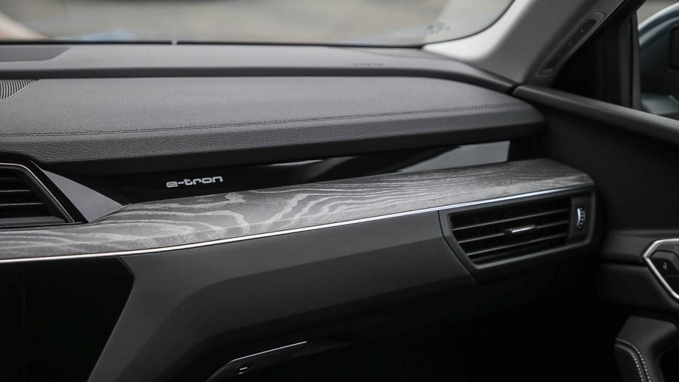 2024 Audi Q8 e-tron WA15AAGE9RB031981