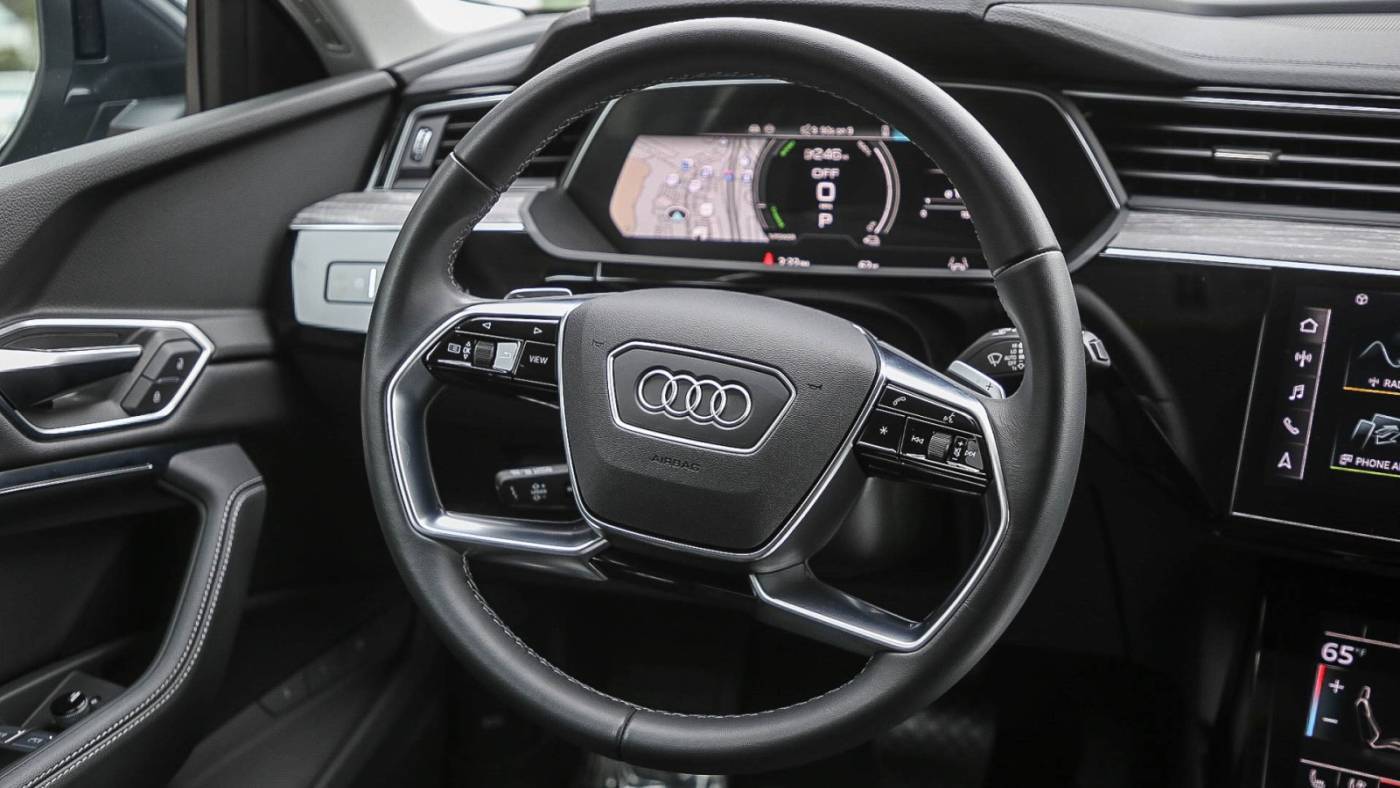 2024 Audi Q8 e-tron WA15AAGE9RB031981