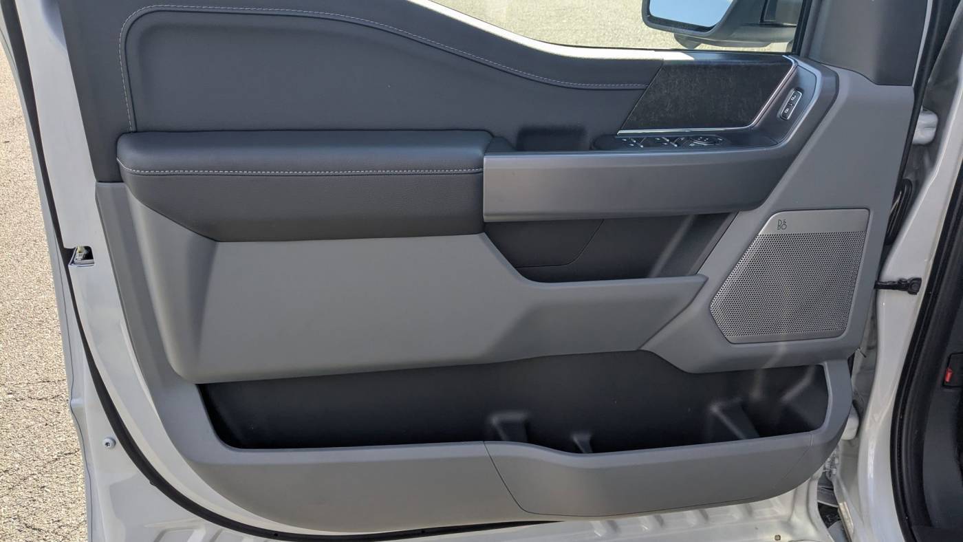 2025 Ford F-150 Lightning 1FTVW3LU0SWG10761